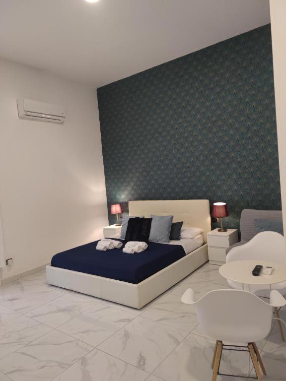 Domus Luigi Leone 2 Bed & Breakfast Napoli Bagian luar foto